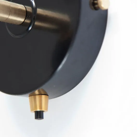 Adjustable Rounded Lampholder Wall Light