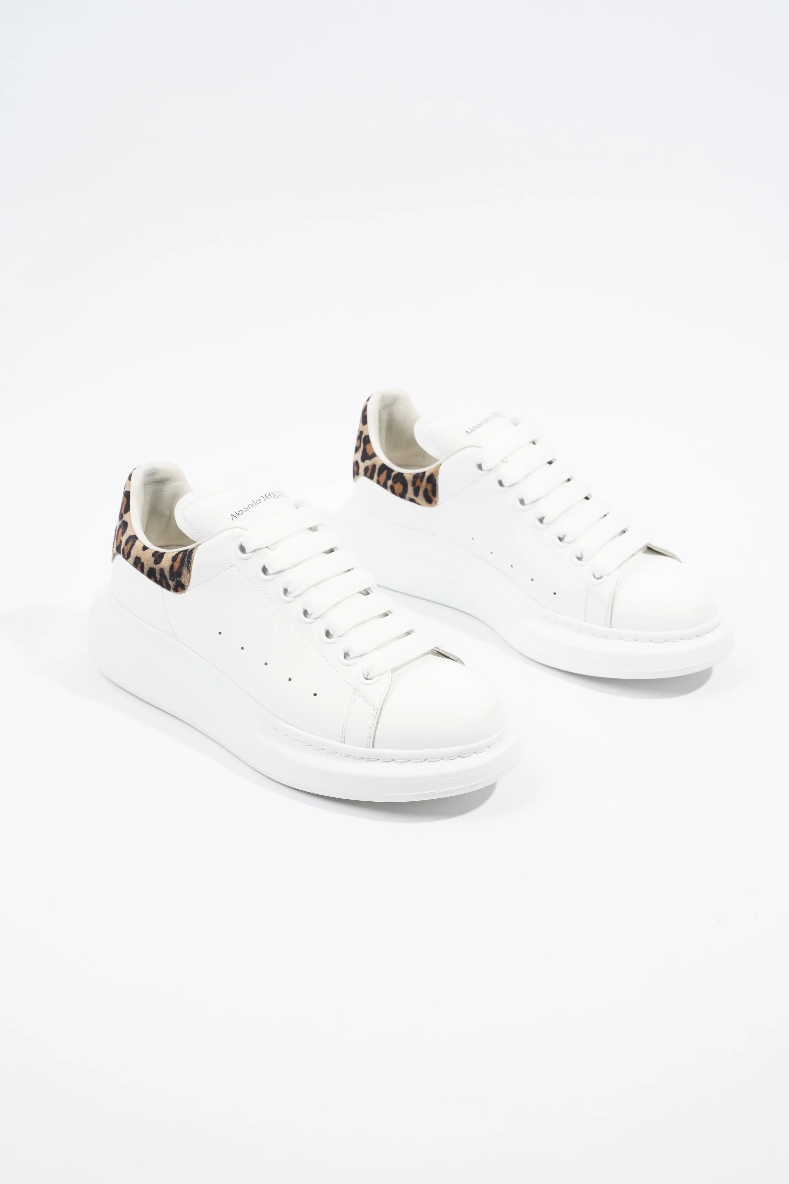 Alexander McQueen Oversized Sneaker White / Leopard Tab Leather EU 40 UK 7