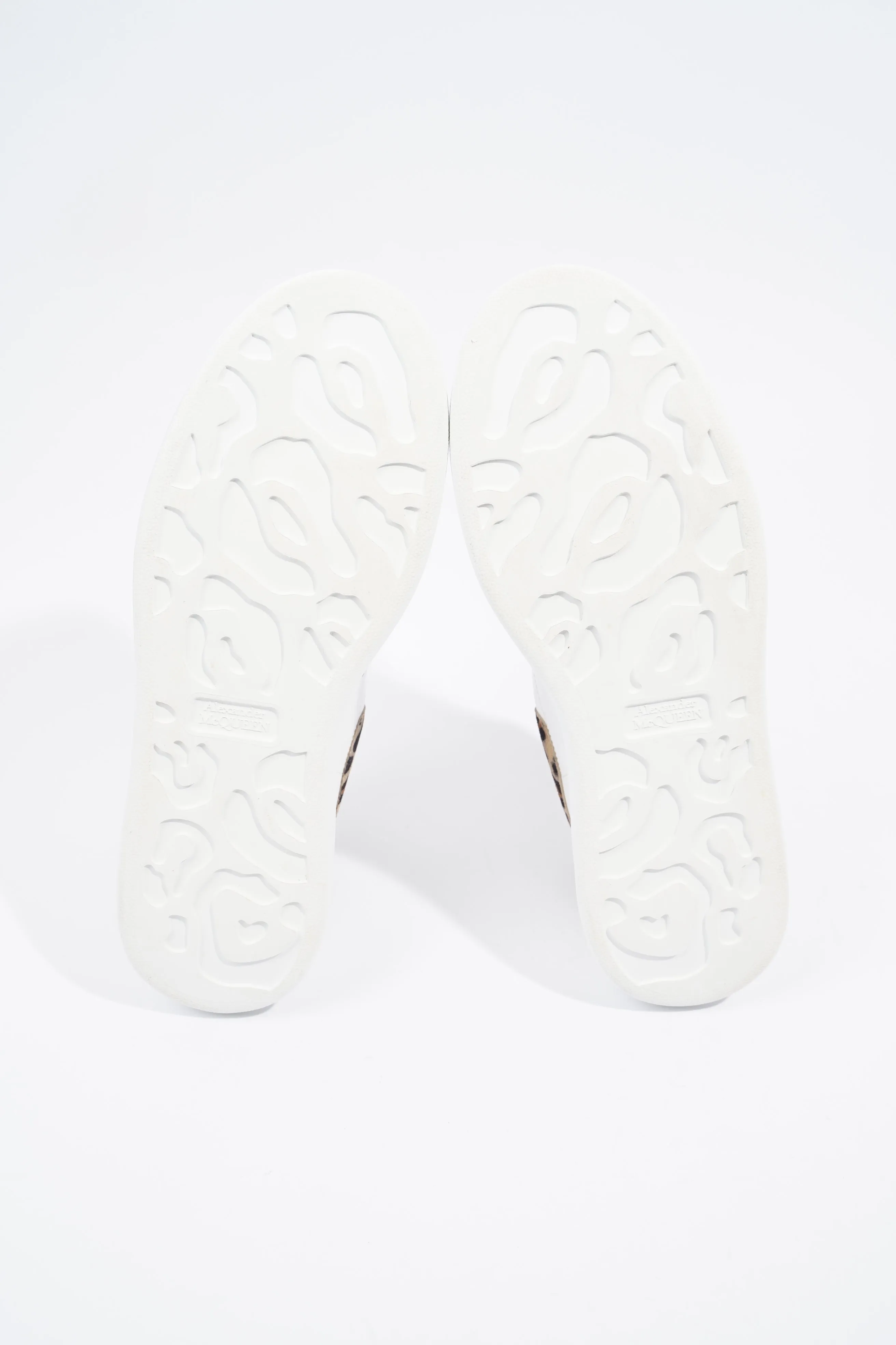 Alexander McQueen Oversized Sneaker White / Leopard Tab Leather EU 40 UK 7
