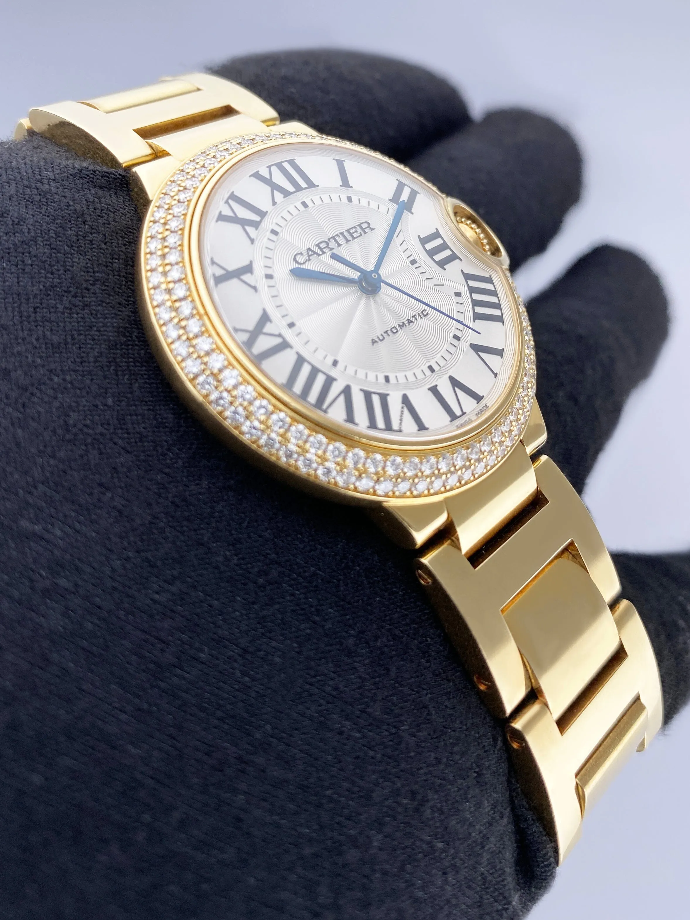 Cartier Ballon Bleu WE9004Z3 Diamond Bezel 18K Yellow Gold Ladies Watch