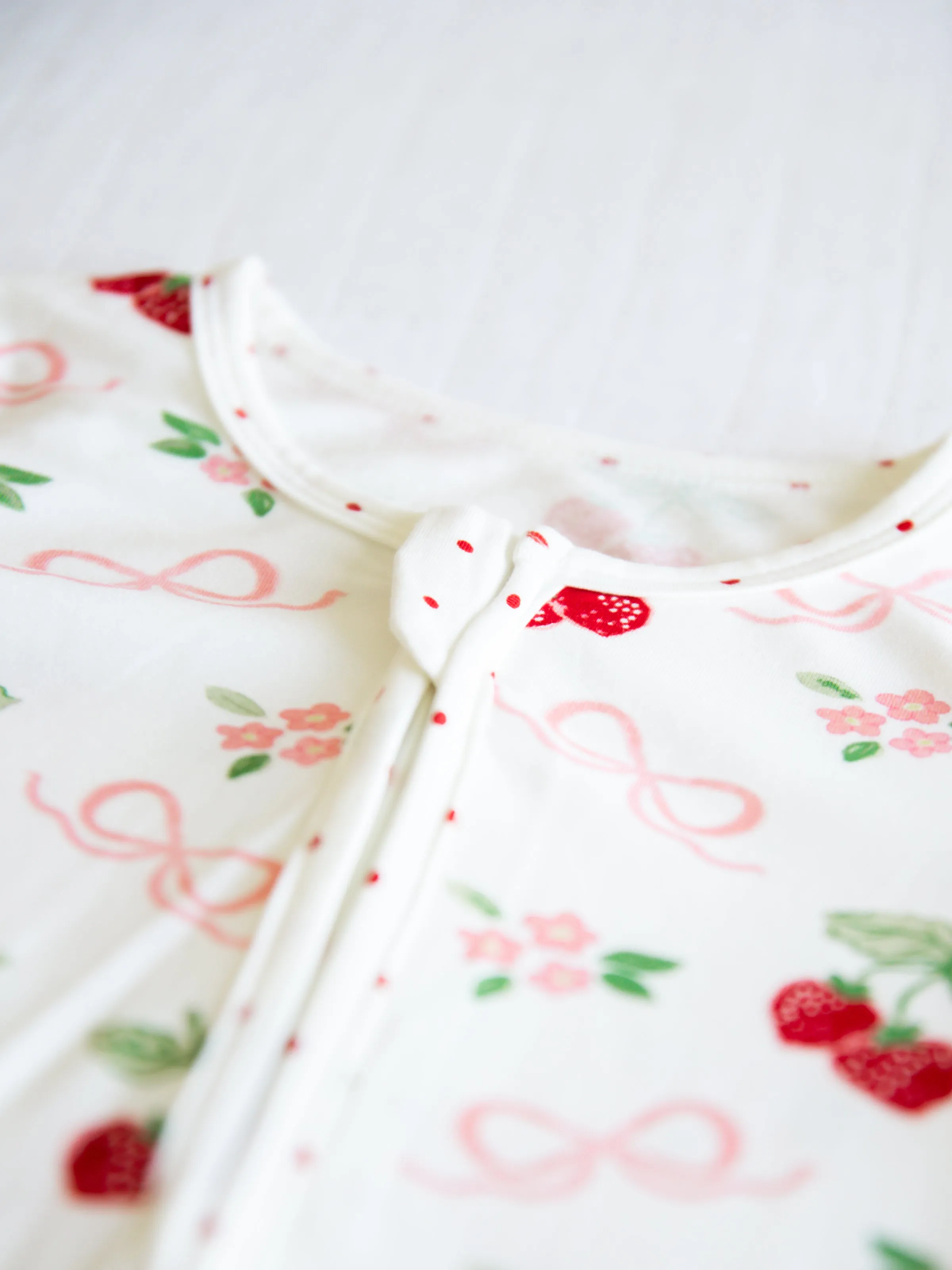 Cloud Layette - Sweet Berry Bows