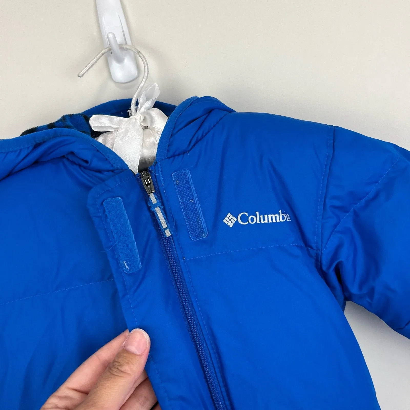 Columbia Snuggly Bunny Bunting Down Snow Suit 6-12 Months