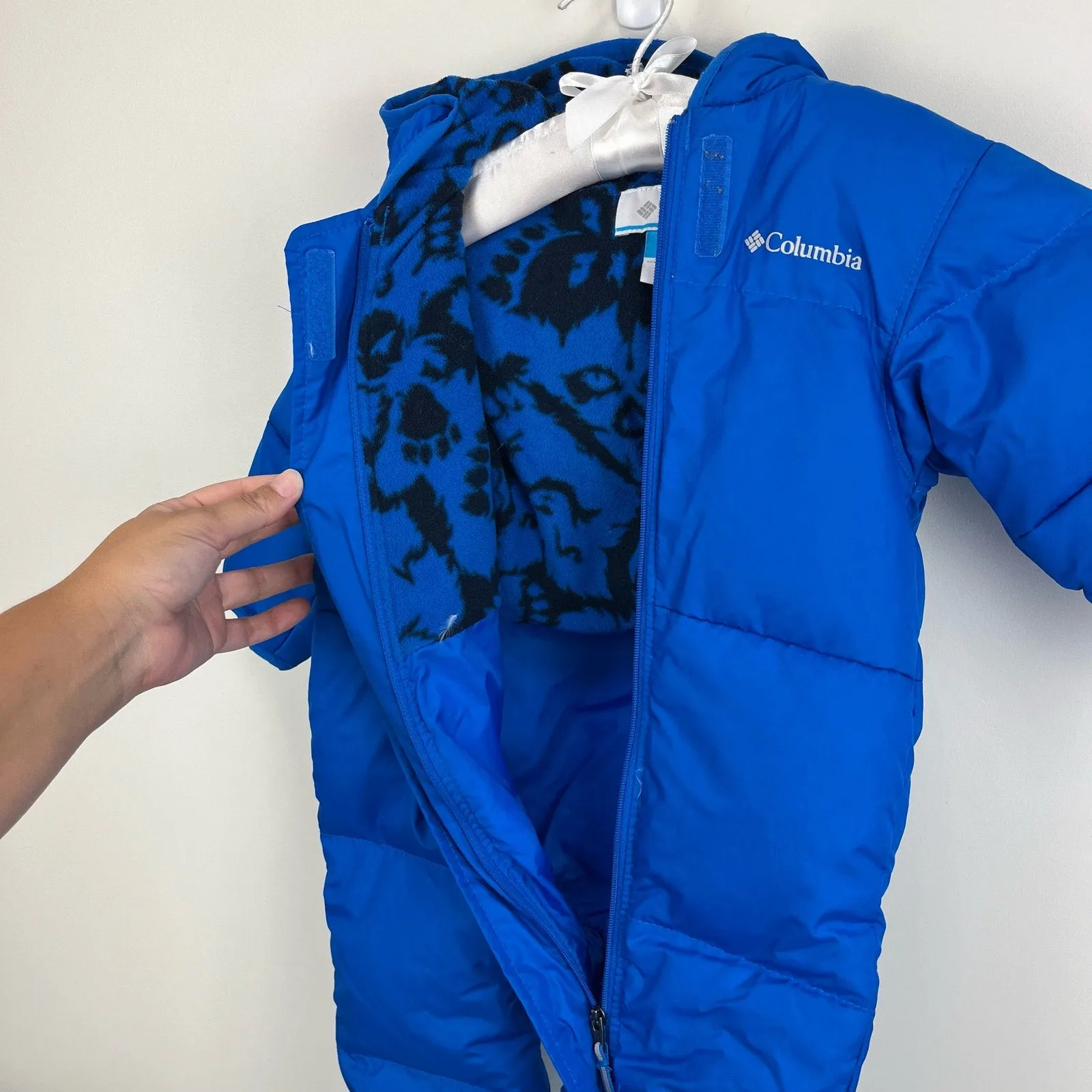 Columbia Snuggly Bunny Bunting Down Snow Suit 6-12 Months