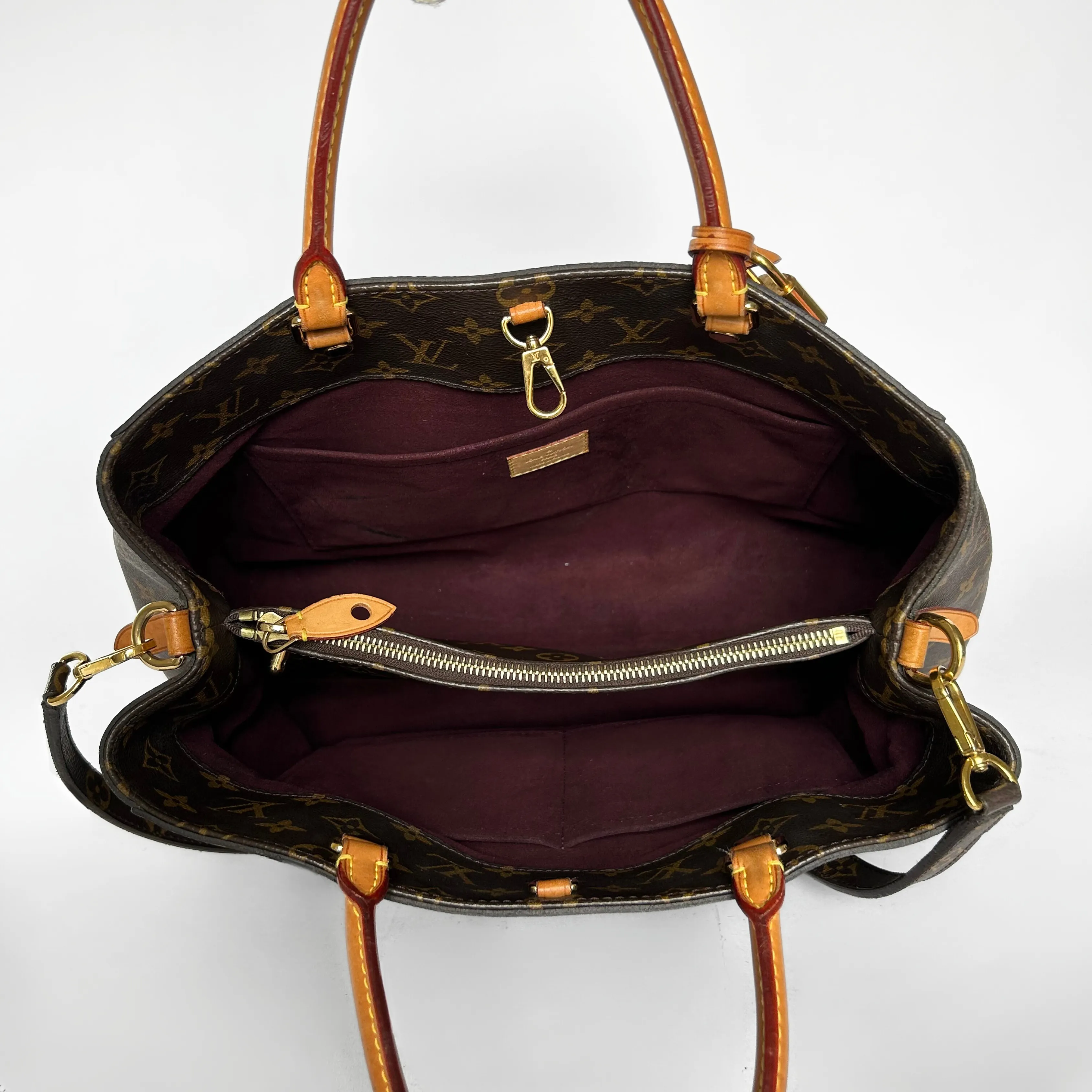 Louis Vuitton Montaigne GM Monogram Canvas