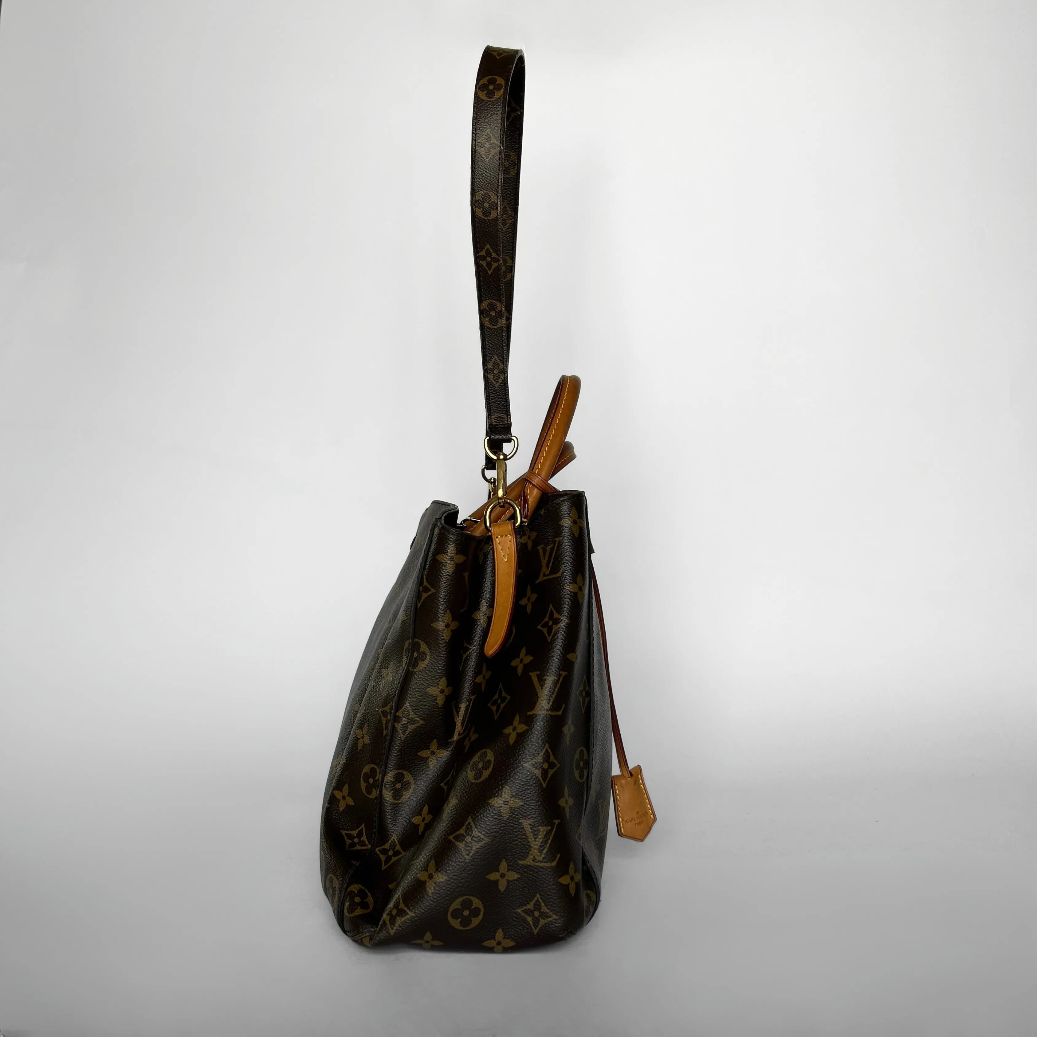 Louis Vuitton Montaigne GM Monogram Canvas