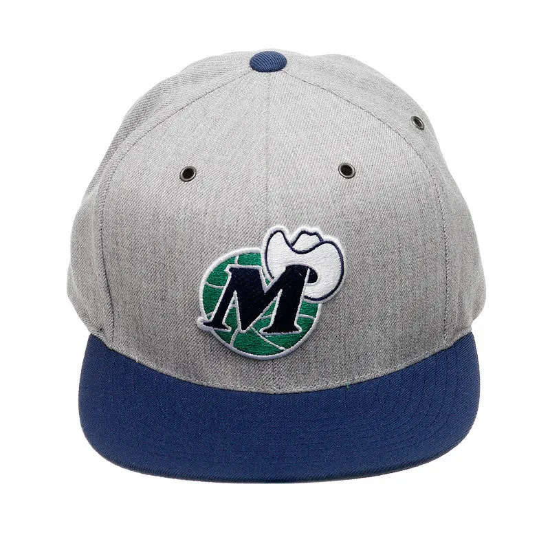 Mitchell & Ness NBA Dallas Mavericks Hardwood Classic Strapback