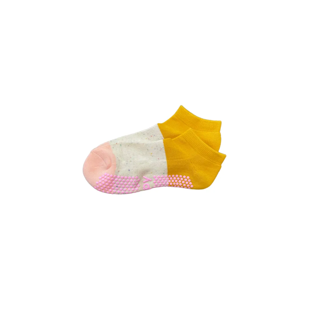 Neapolitan Ankle Grippy Socks