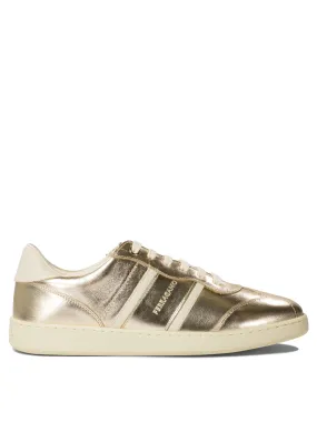SNEAKERS & SLIP-ON