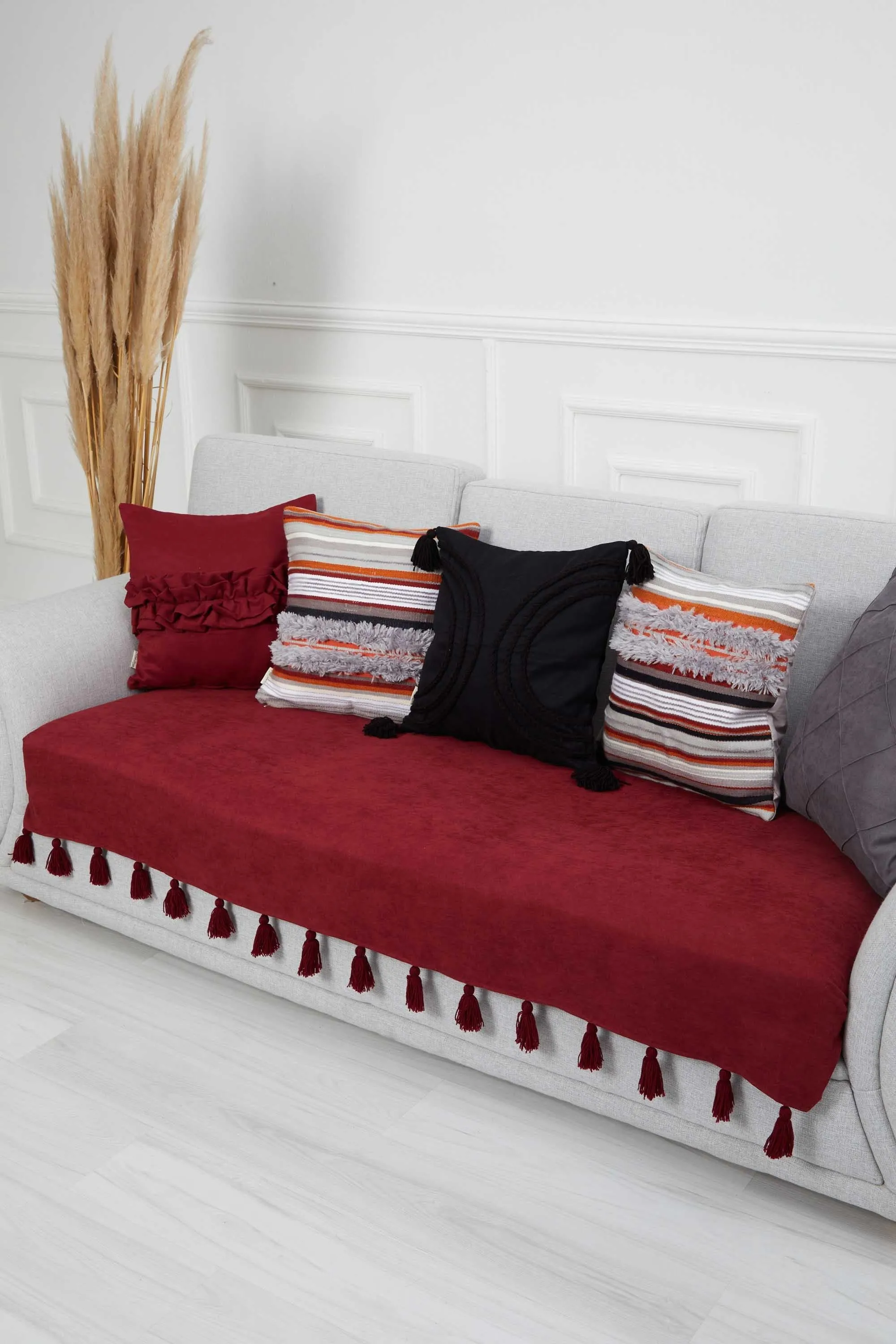 Tassel Embellished 3-Seater Sofa Cover, Cozy Couch Slipcover for Living Room, Large 3 Seater Sofa Cover with Handmade Hanging Tassels,KO-19