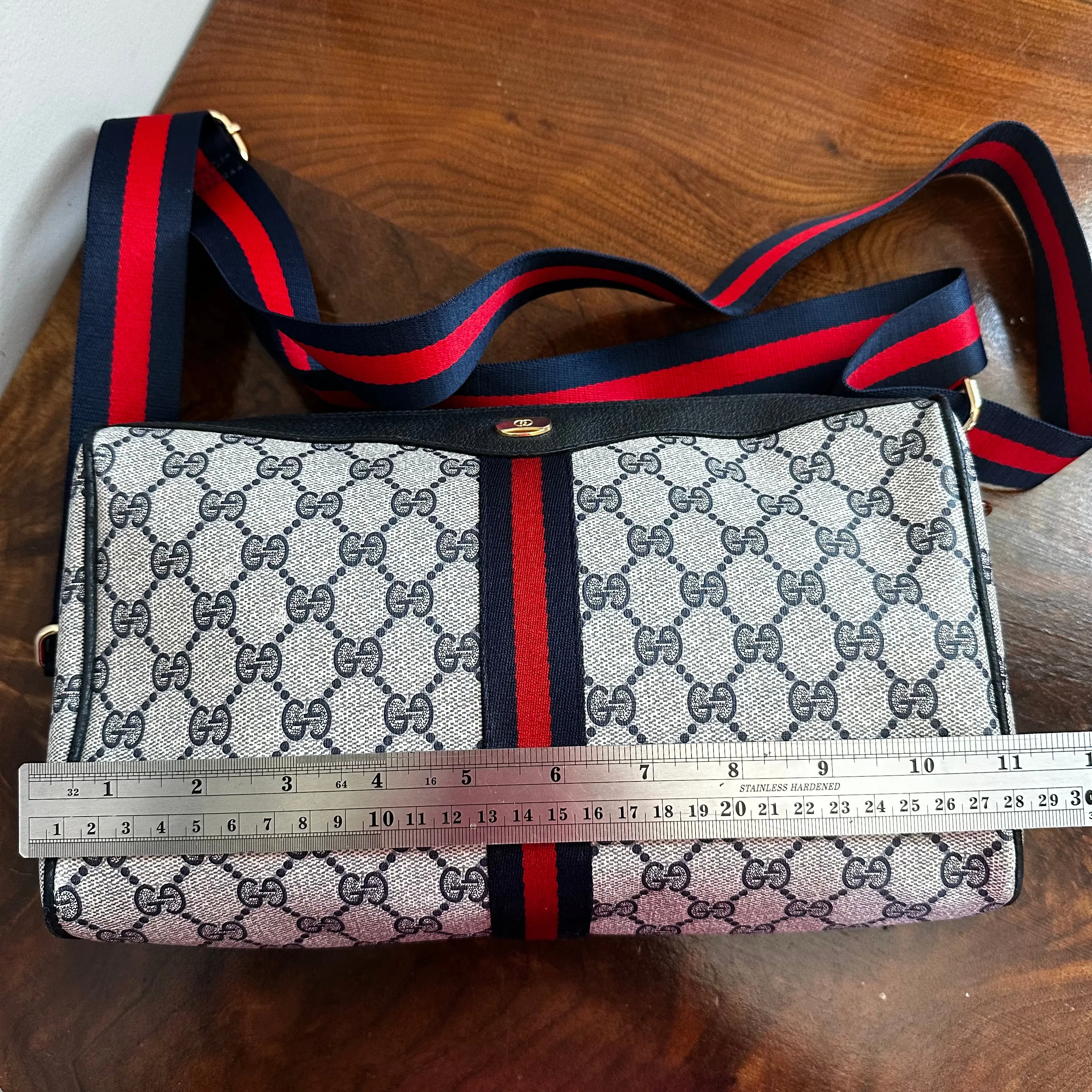 The Junco - Navy Vintage GG Shoulder/Crossbody Bag