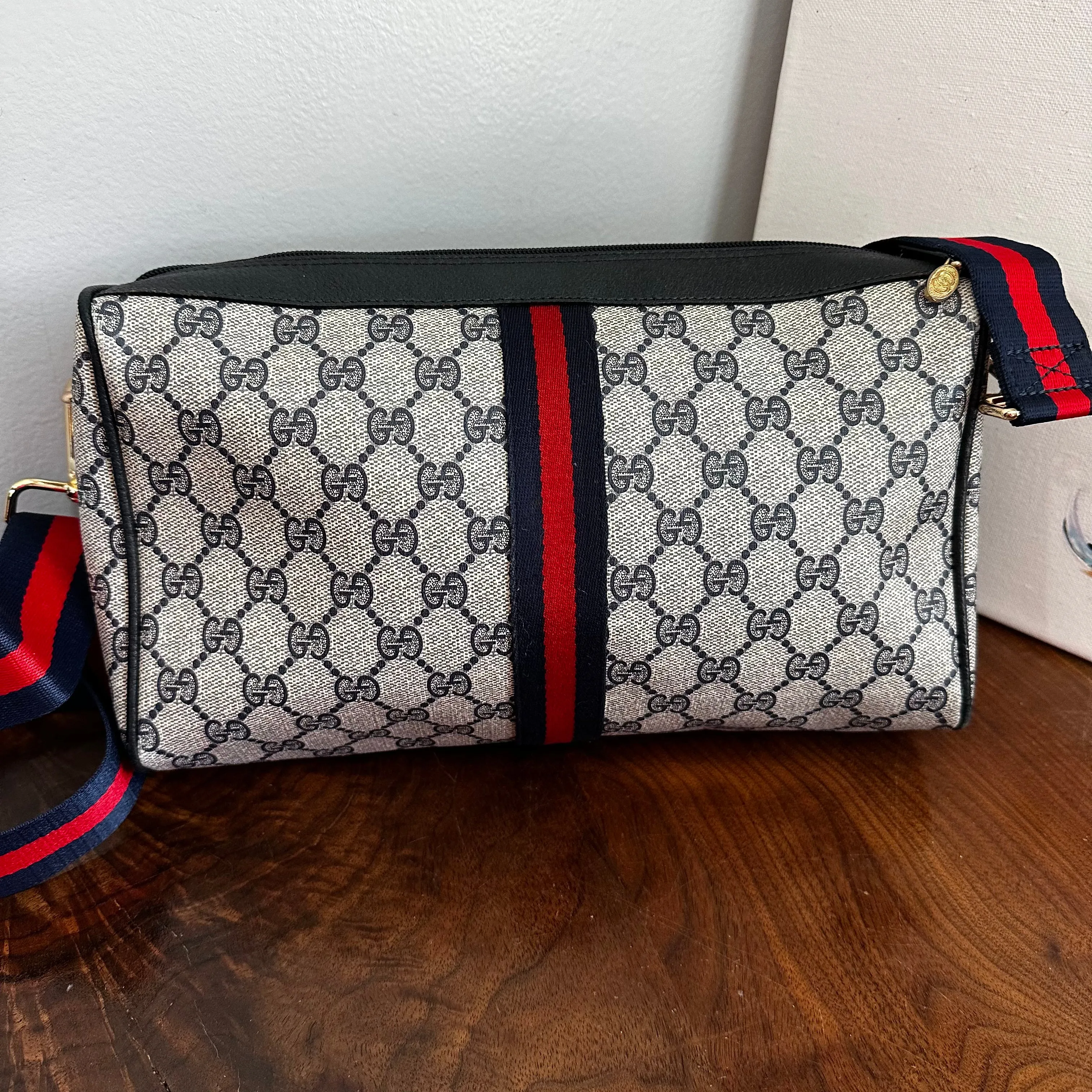 The Junco - Navy Vintage GG Shoulder/Crossbody Bag