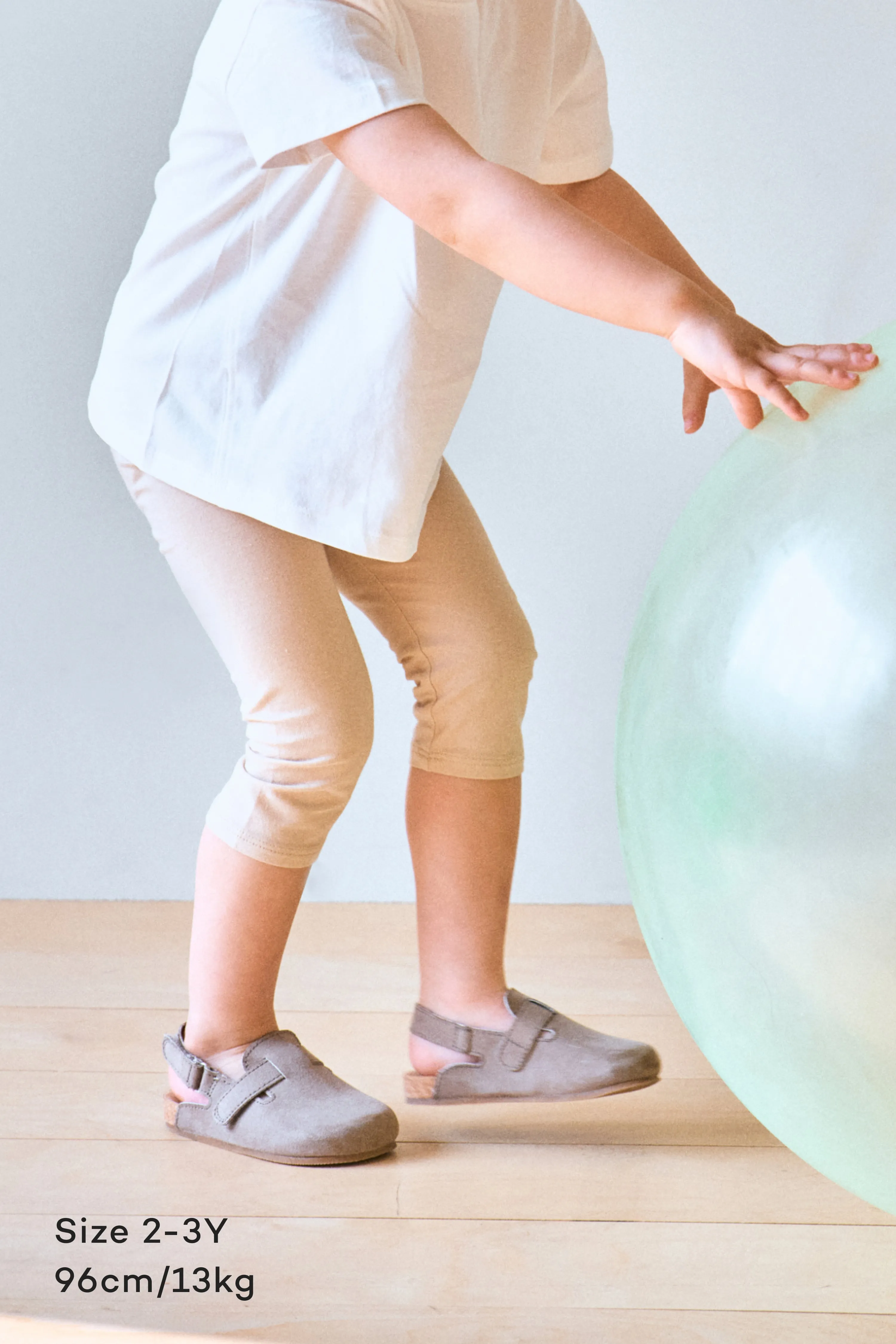 Ultra-light Cropped Leggings (1-6Y)